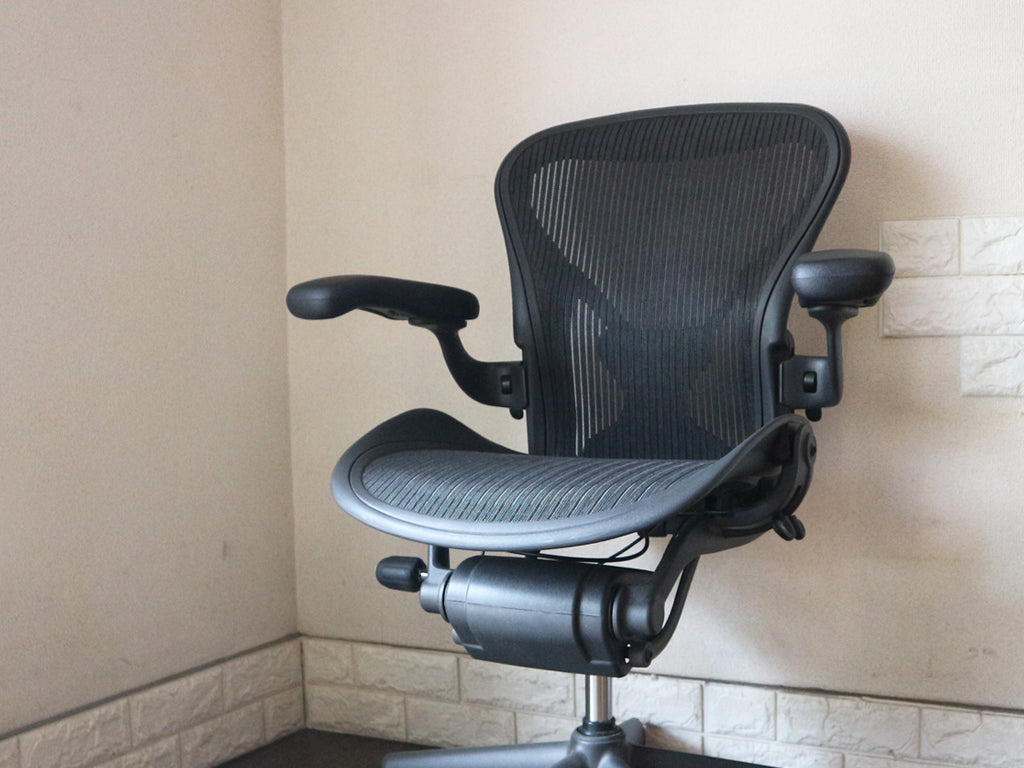 ハーマンミラー Herman Miller アーロンチェア Aeron Chair Aサイズ ポスチャーフィット フル装備 デスクチェア  オフィス  ～最高品質のデスクチェア。～