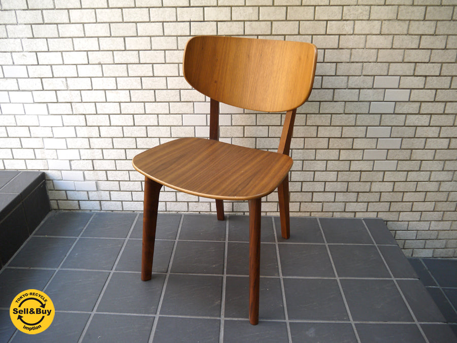 マルニ MARUNI ラウンディッシュ Roundish ウォールナット ダイニングチェア 中古品 買い取りしました！ 自由が丘店 出張買取もお任せください。