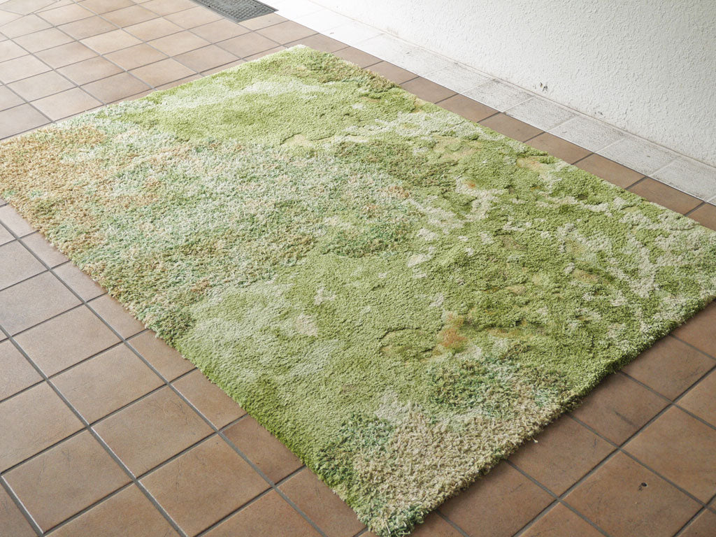 山形緞通 オリエンタルカーペット ORIENTAL CARPET 隈研吾 デザイン KOKE Mサイズ 140×200 手刺 ウール40％ シルク60％ 中古品 買い取りしました。