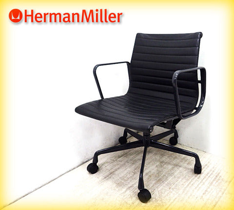 U.S.A HermanMiller / ハーマンミラー 『 イームズアルミナムグループマネージメントチェア （ 昇降&チルト調整・ブラックレザー仕様 ） 』 ×2脚 入荷！！ ～ C&R. イームズ不朽の名作 ～