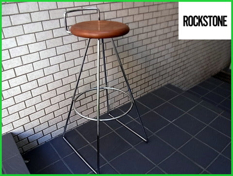 シンプルなシルエットが美しい～ROCKSTONE ロックストーン『KARAS/カラス』スツール STOOL カウンターチェア 岩倉榮利【買取と販売とレンタルのお店】