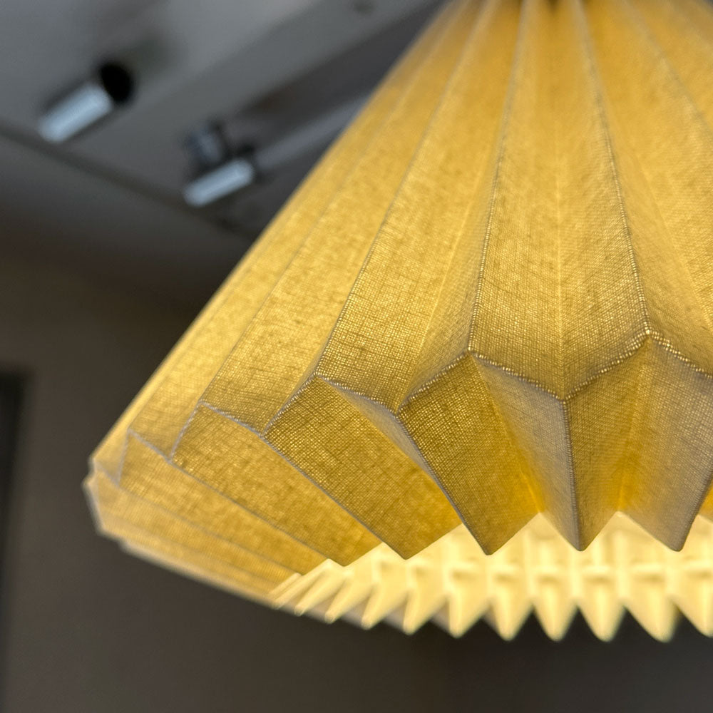 フレイム flame マドレーヌ madeleine Sサイズ ペンダントライト コットンシェード 22.5Φ ～ 静けさと温もりを灯す時間