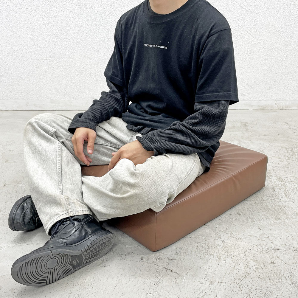 【登戸BASE店】イデー IDEE レザークッション 座布団 本革 オーダー品 買取させていただきました。
