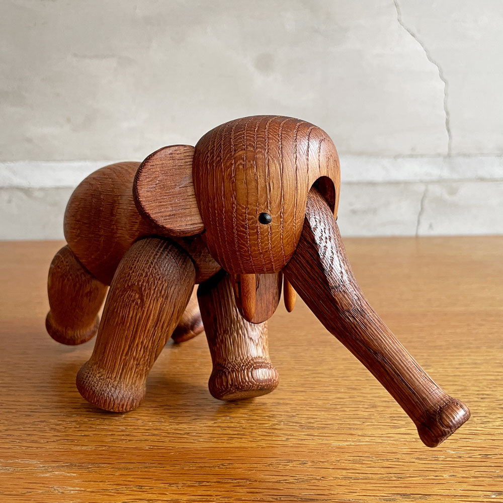 【学芸大学店】カイボイスン Kay Bojesen エレファント Elephant ゾウ 象 木製オブジェ オーク無垢材 デンマーク ビンテージ オリジナル Mサイズ♪ 買取させていただきました。