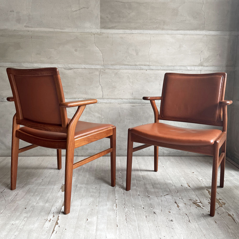 【学芸大学店】ジャパンビンテージ Japan Vintage チーク材 ハーフアームチェア ダイニングチェア レザーシート 北欧テイスト ×2脚 買取させていただきました。