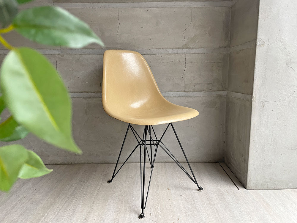ハーマンミラー Herman Miller サイドシェルチェア セカンド 2nd FRP エッフェルベース オークルライト ビンテージ イームズ ミッドセンチュリー ～革新をもたらすプロダクト～