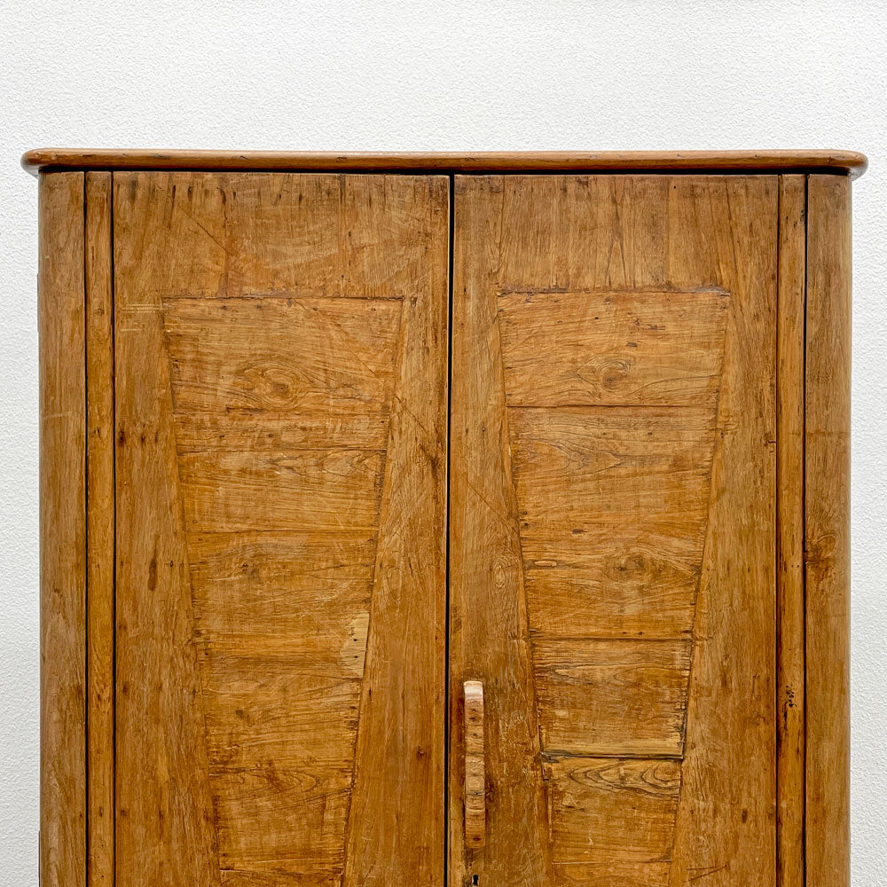 オールドメゾン old maison チーク無垢材 収納キャビネット ワードローブ  ～チーク材が赤く輝くアジアン家具～