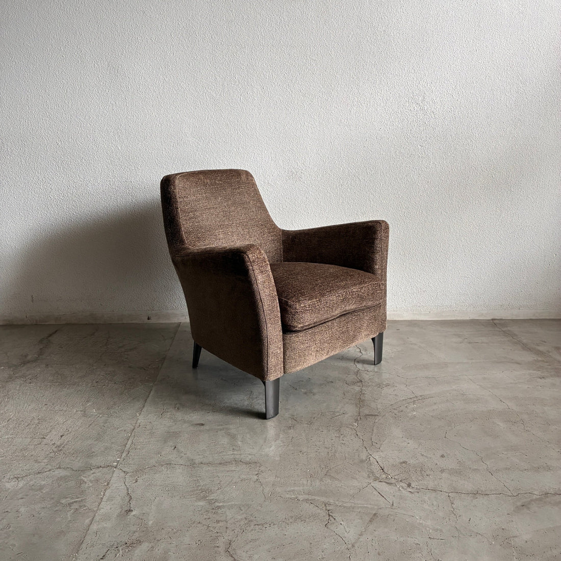 【登戸BASE店】ミノッティー Minotti デニー DENNY アームチェア パーソナルチェア ラウンジチェア 1シーター ソファ ロドルフォ・ドルドーニ Rodolfo Dordoni デザイン イタリアモダン 最高級ブランド家具 希少アイテム 参考価格約85～115万円 買取させていただきました。