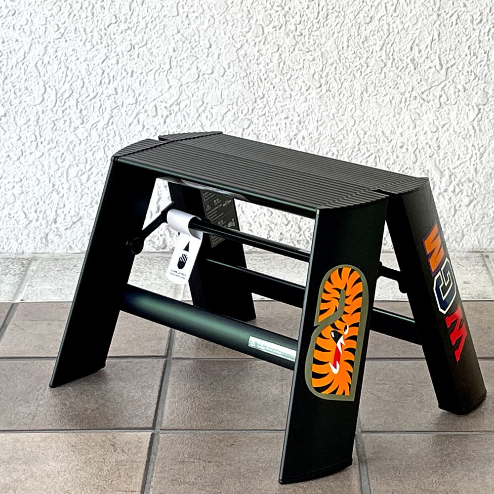 【用賀店】アベイシングエイプ × ルカーノ BAPE × LUCANO A BATHING APE SHARK 1STEP 脚立 踏み台 定価52,800円 箱付 未使用品買取させていただきました。