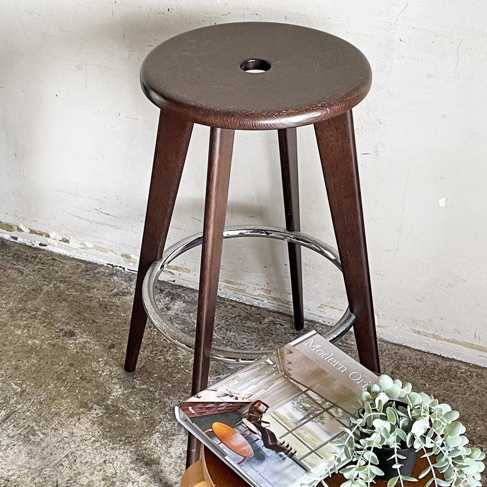 ヴィトラ vitra タブレ オ TABOURET HAUT カウンタースツール ハイスツール ダークオーク オーク材 ジャン・プルーヴェ Jean Prouvé ～静かに語る名作