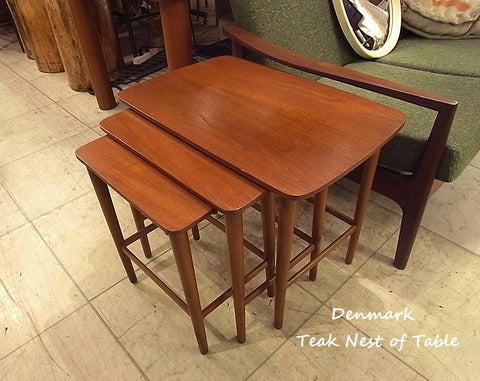 使い方色々、テーブル3個分のお得感～デンマーク・チーク材ビンテージネストテーブル【買取＆販売＆レンタル】