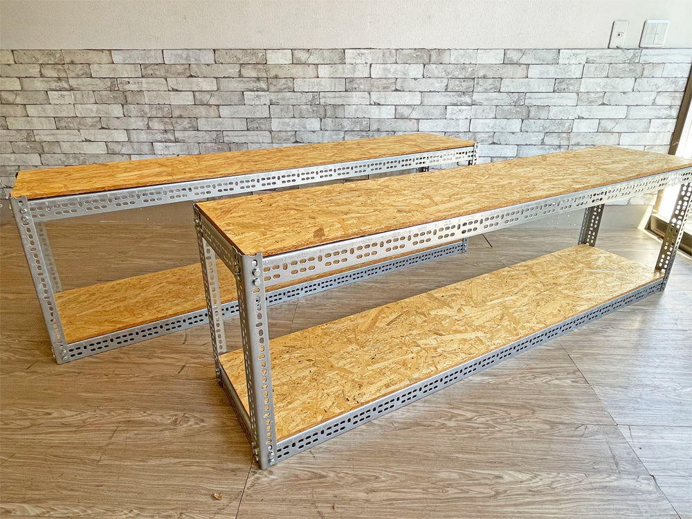 リオン LYON アングルシェルフ SLOTTED ANGLE SHELF 2段 オープンシェルフ H53.5cm 店舗什器 インダストリアル 工業系 P.F.S取扱 定価￥26,400- × 2点 中古品  買い取りしました。