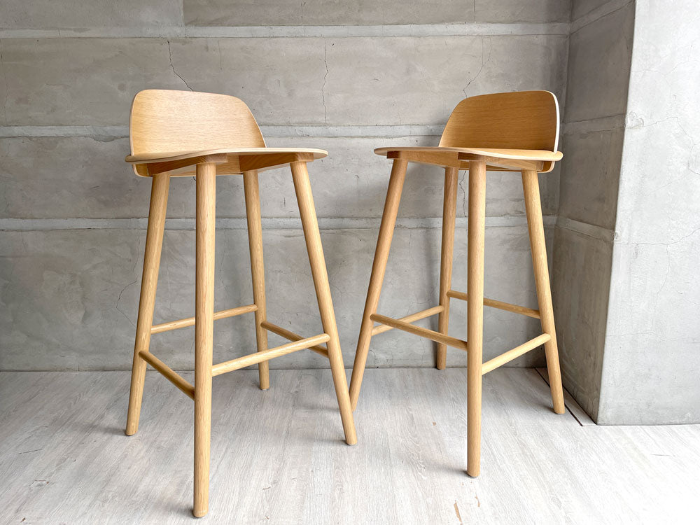 ムート Muuto ナードバースツール SH75cm デビッド・ゲックラー David Geckeler オーク材 北欧 デンマーク 定価\97,900- 中古品 買い取りしました。