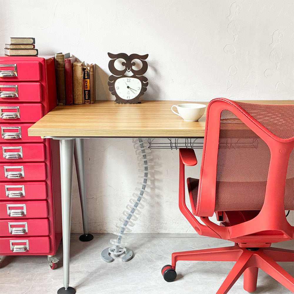 ハーマンミラー Herman Miller アバックエンバイロメンツ ABAK ミーティングテーブル ～デスクをデスクたらしめるもの～
