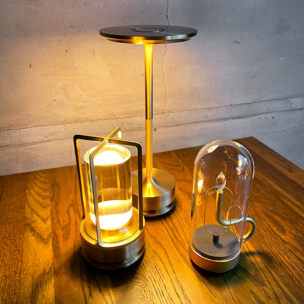 【学芸大学店】アンビエンテック Ambientec ブラス 調光式 テーブルライト 真鍮カラー  LED 充電式 持ち運び可 ガラス 説明書付  3種 買取させていただきました。