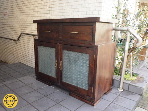 マホガニー無垢材 フローラガラス キャビネット サイドボード ～ ノスタルジックなガラスとアジアンモダンなデザインが惹きつける【買取と販売とレンタルのお店】