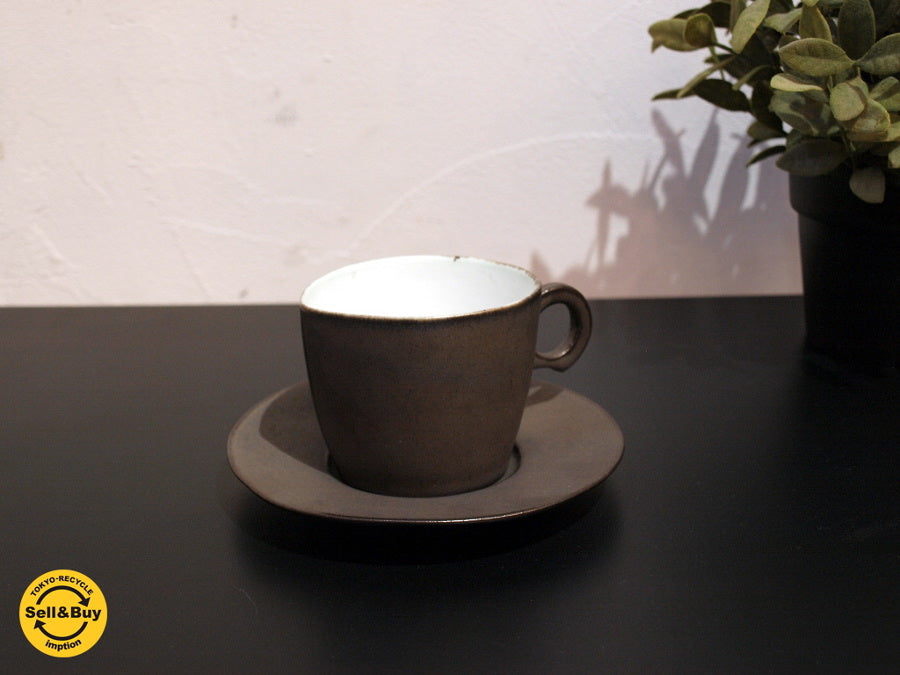 安藤 雅信 Ando Masanobu 黒錆釉 カプチーノ カップ＆ソーサー Cup & Soucer 未使用品 ～ 機能美の中に秘められた哲学のような問いかけ【 買取と販売とレンタルのお店 】