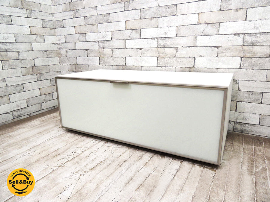 アルフレックス arflex シー・シー・09 C.C.09 シリーズ ハイファイボード Hi-Fi BOARD ・ ハイタイプ ・ 1000W 専用工具 & オリジナルケース ＆ 取扱説明書付属 参考価格￥311,040- AVボード テレビ台 イタリアモダン TVキャビネット 買い取りしました！ 用賀店 出張買取もお任せ下さい。