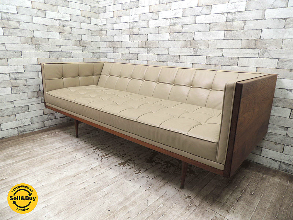 トルコ 高級家具メーカー Autoban 3pソファ Box Sofa medium 本革シート ウォールナット無垢材フレーム 定価＄9,665.00　中古品 買い取りしました。祖師谷大蔵店 出張買取もお任せ下さい。