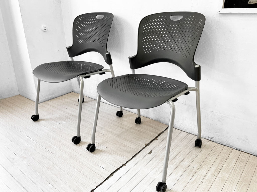 ハーマンミラー Herman Miller ケイパーチェア CAPER Chair スタッキングチェア アームレス キャスター付 ブラック ジェフ・ウェバー 中古品 買い取りしました。