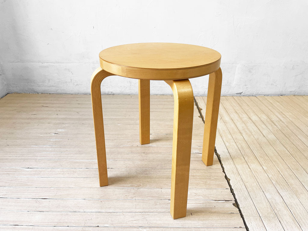 アルテック artek スツールE60 バーチ材 4本脚 ハニーステイン アルヴァ・アアルト フィンランド 北欧家具 中古品 買い取りしました。