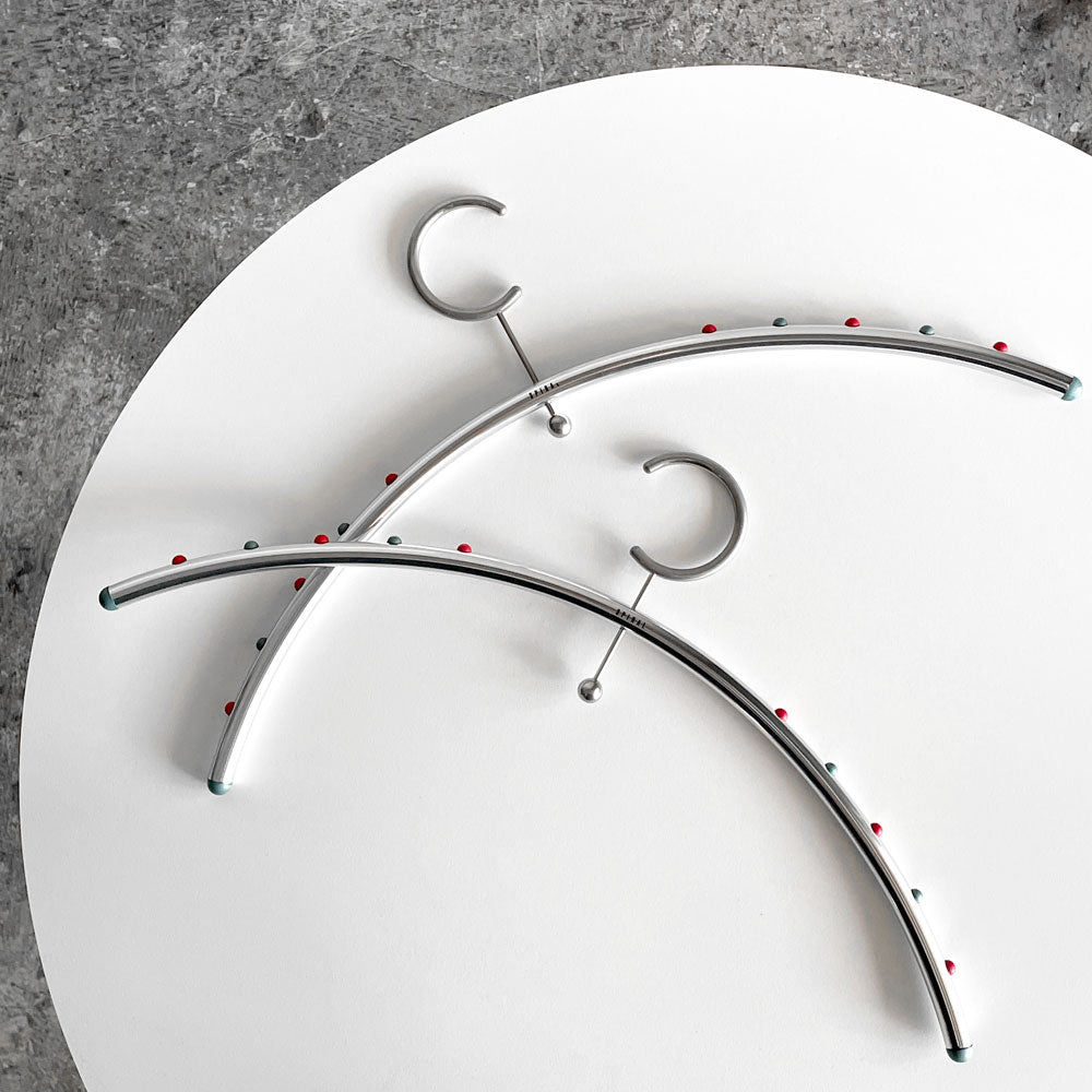 倉俣史朗 Shiro Kuramata アルミ二オ ALUMINIO ハンガー SPIRAL製 ポストモダン 廃番 希少 ～ 非日常の浮遊感 ～