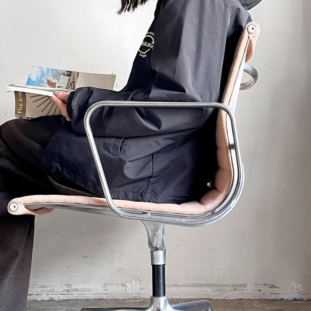 ハーマンミラー Herman Miller イームズアルミナムグループ マネジメントチェア デスクチェア ファブリックシート アルミバフベース 5本脚 固定脚 昇降無し イームズ ～ オフィスチェアの原点 ～