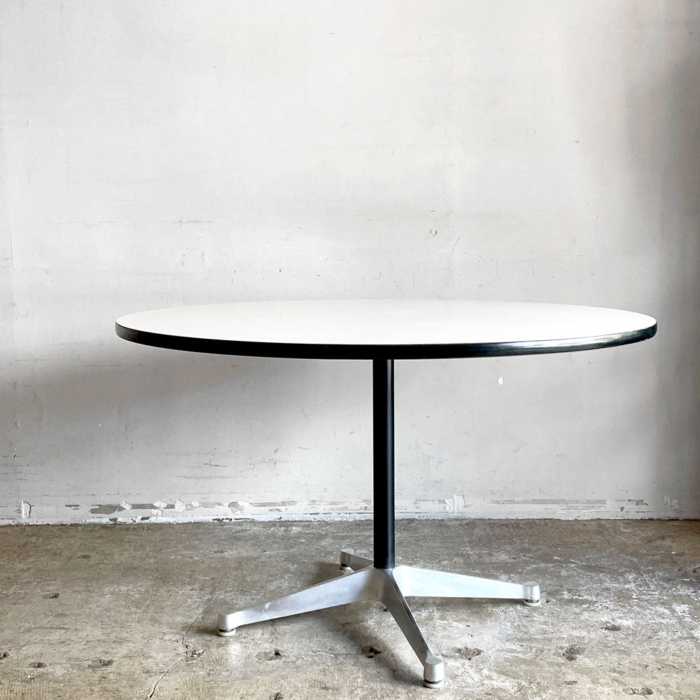 【自由が丘店】ハーマンミラー Herman Miller コントラクトテーブル Eames Contract Tables ラウンド ホワイト メラミントップ Φ107x H64 cm ビンテージ C&R イームズ ミッドセンチュリー 買取させていただきました。