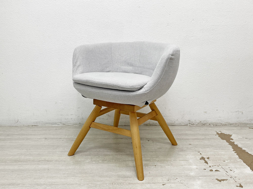 モモナチュラル Momo Natural モールドラウンドチェア MOLD ROUND M-ROUND CHAIR SO ダイニングチェア アルダー材 カバーリング 回転式 定価￥45,000- 中古品 買い取りしました。