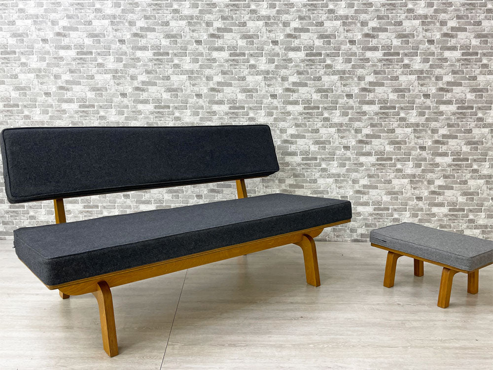 グラフ graf ナラティヴ Narrative サブロク 3/6 ソファ 2シーター ベンチ オットチェア Otto Chair オットマン スツール ミニ シナ材 積層合板フレーム グレー系ウールファブリック 中古品 買い取りしました。