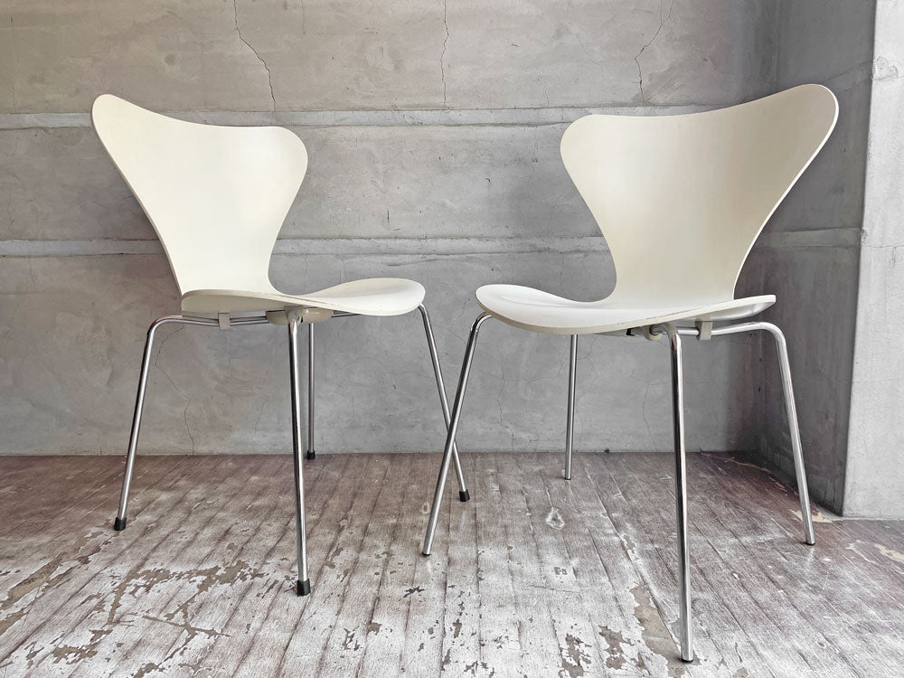 フリッツハンセン Fritz Hansen セブンチェア ホワイトラッカー アルネ・ヤコブセン 1989年製 デンマーク ビンテージ 2脚 中古品 買い取りしました。