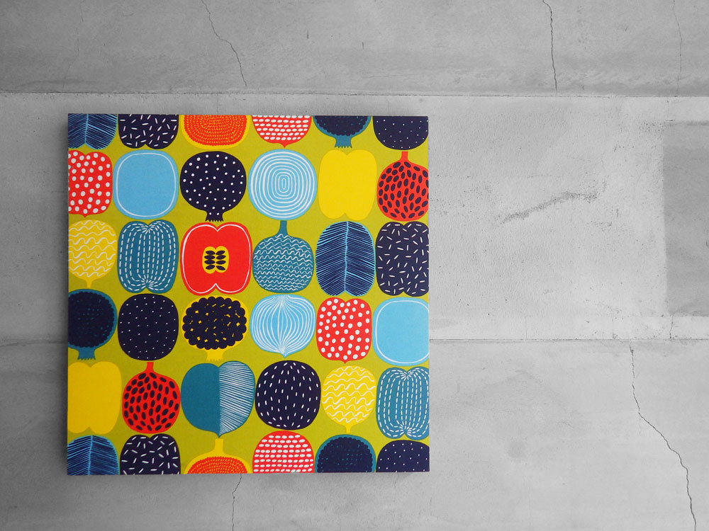 マリメッコ marimekko コンポッティ Kompotti ファブリックパネル グリーン スクエア 45×45 Aino-Maija Metsola アイノ・マイヤ・メッツォラ 北欧雑貨 中古品 買い取りしました。
