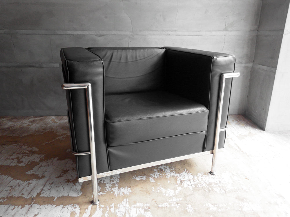 ル・コルビュジェ Le Corbusier LC-2 1Pソファ PVCレザー リプロダクト モダンデザイン 名作 中古品 買い取りしました。