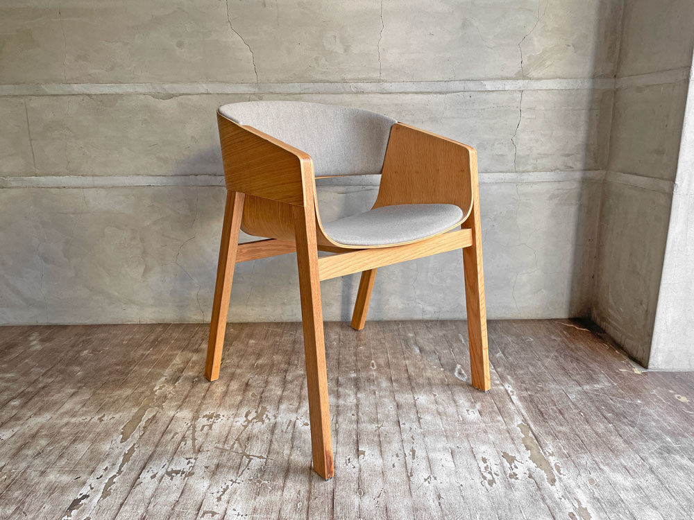トン TON メラーノ Merano アームチェア ダイニングチェア クッション仕様 オーク材 グレー系 Alex Gufler 受注生産 中古品 買い取りしました。