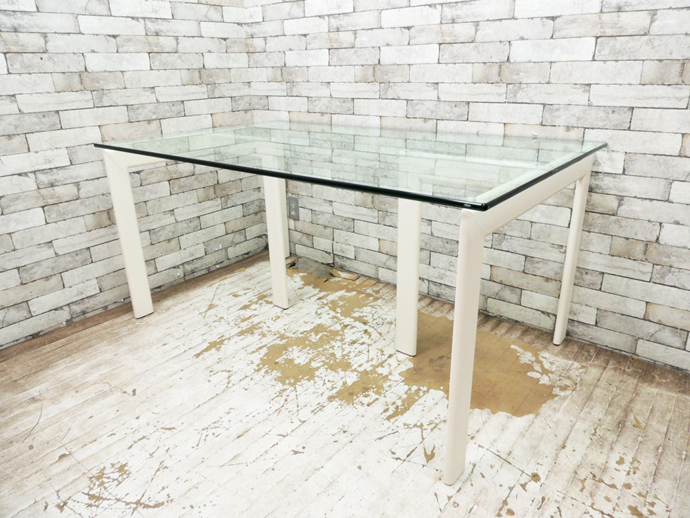 フライミーノワール FLYMEe Noir ガラストップダイニングテーブル GLASS TOP DINING TABLE0 ガラス天板 W150 中古品 買い取りしました。