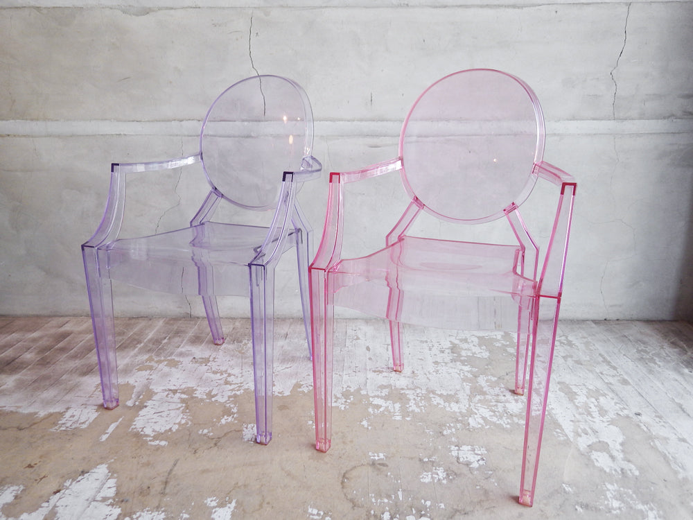 カルテル Kartell ルールーゴースト LouLou Ghost キッズチェア スタッキング アームチェア フィリップ・スタルク × 2脚 中古品 買い取りしました。