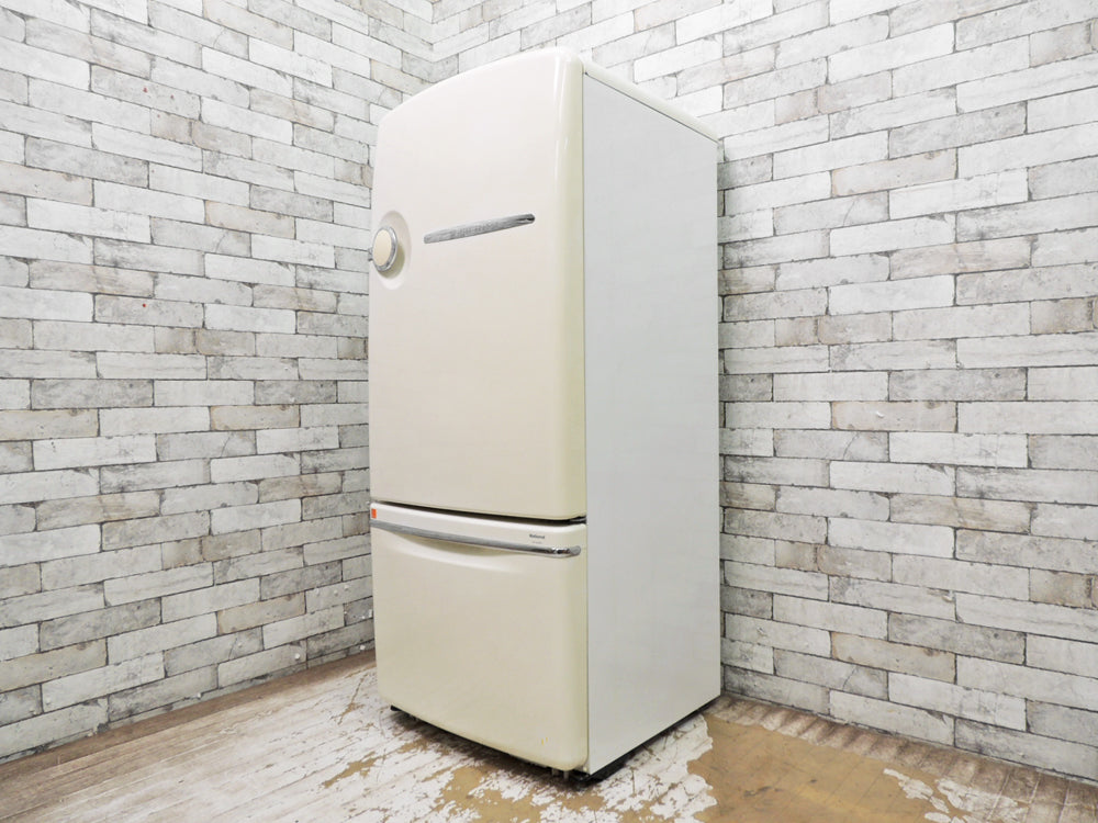 ナショナル National ウィル WiLL 冷蔵庫 260L 2001年製 エッグスタンド付き ホワイト ノスタルジックデザイン 中古品 買い取りしました。