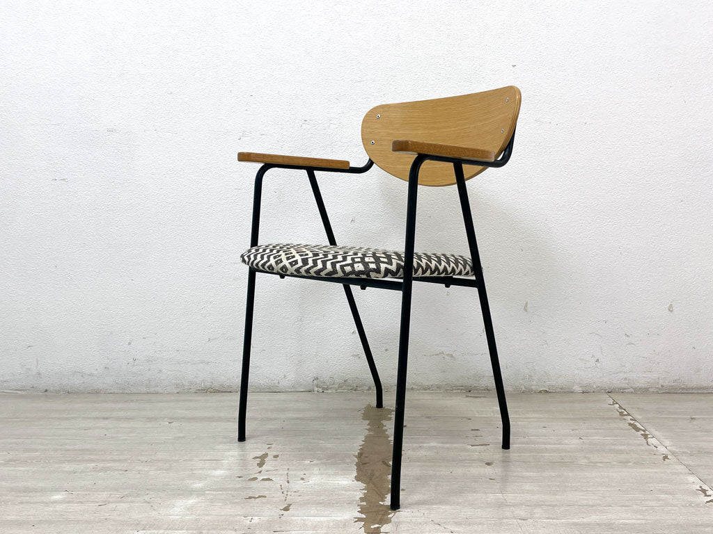 イデー IDEE ジャンゴ DJANGO ARM CHAIR アームチェア ナチュラルカラー ファブリック座面 ブラック スチールレッグ 受注ファブリック 定価￥53,000～ 中古品 買い取りしました。