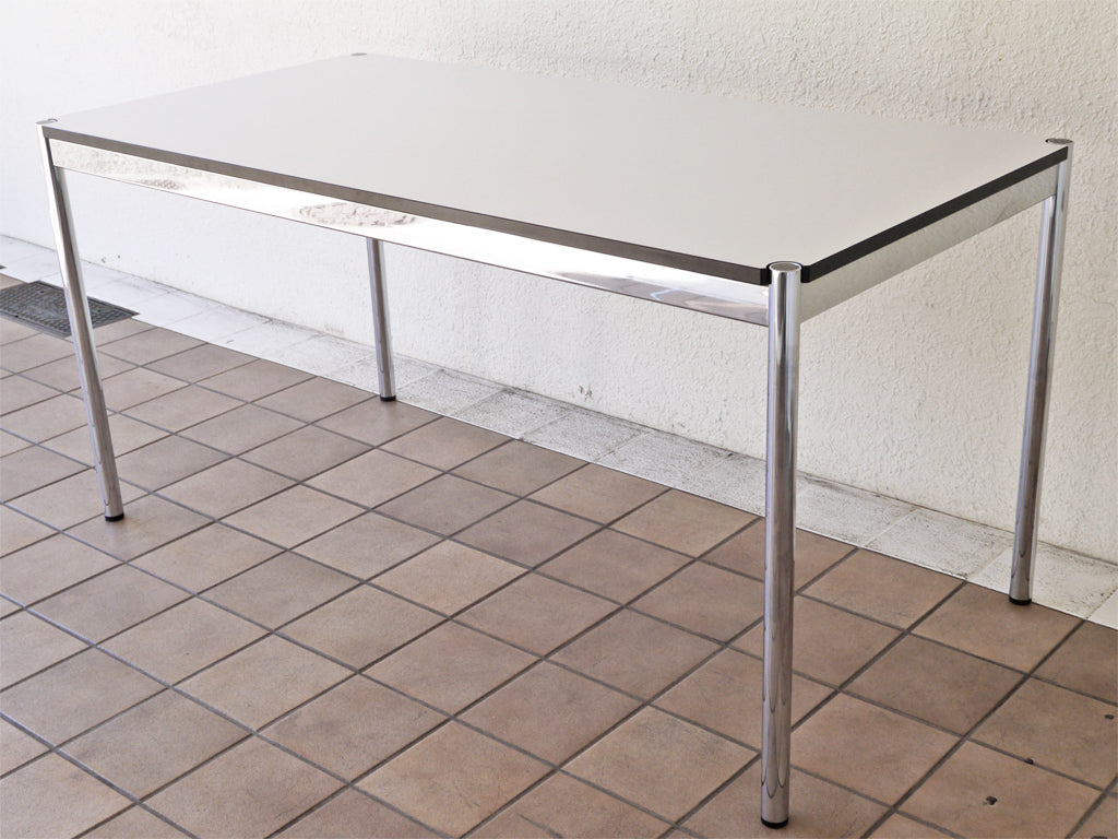 USMモジュラーファニチャー USMハラー USM Haller ワーキングテーブル カンファレンステーブル ダイニングテーブル W150cm ホワイトラミネート天板  中古品 買い取りしました。