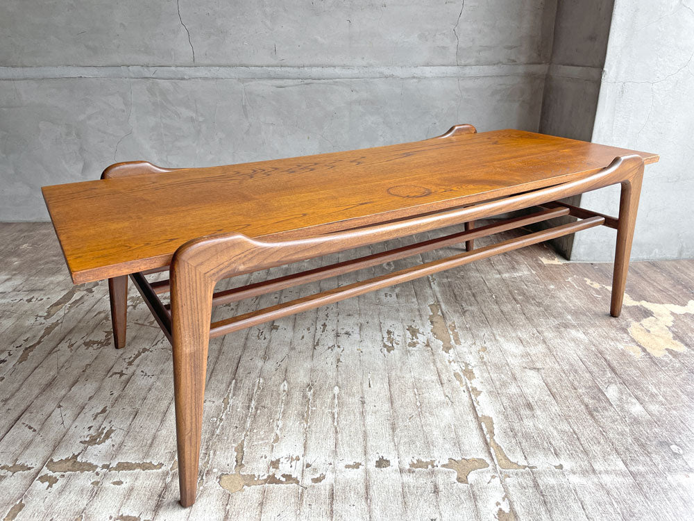 デンマークビンテージ Danish Vintage チーク材 コーヒーテーブル センターテーブル ミッドセンチュリー 北欧家具  中古品 買い取りしました。