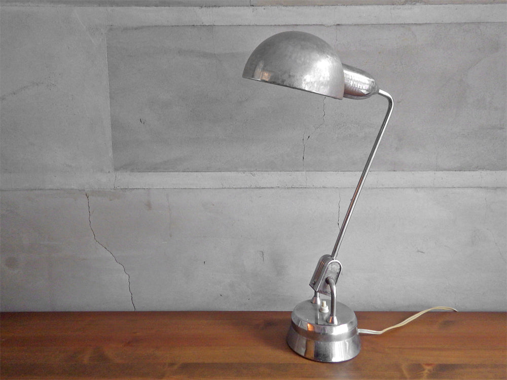 ユモ JUMO 600 アトリエランプ デスクライト シャルロット・ペリアン Charlotte perriand フランスビンテージ 中古品 買い取りしました。