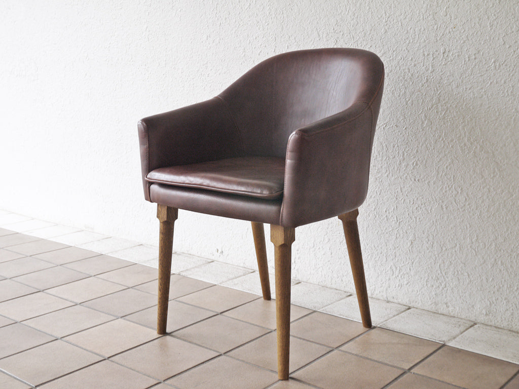 トラックファニチャー TRUCK FURNITURE BTチェア BT CHAIR LEATHER ビターブラウン アームチェア ナラ無垢材 定価￥157,300- 中古品 買い取りしました。