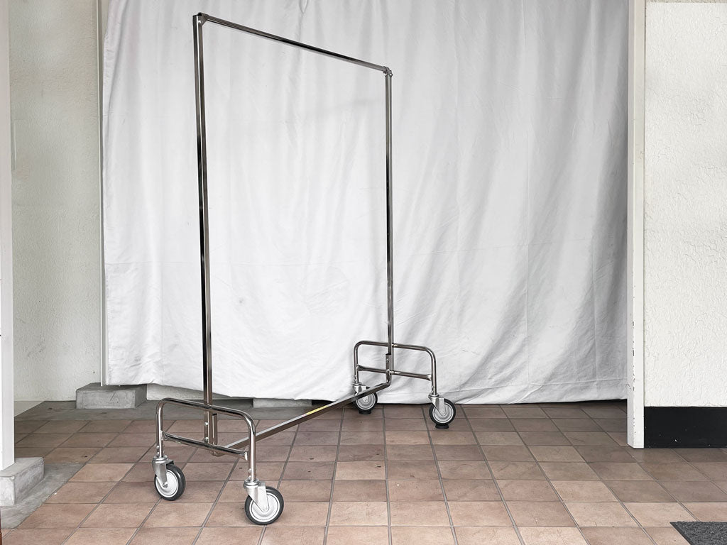 パシフィックファニチャーサービス PACIFIC FURNITURE SERVICE ガーメントラック 48 ハンガーラック インダストリアル 中古品 買い取りしました。