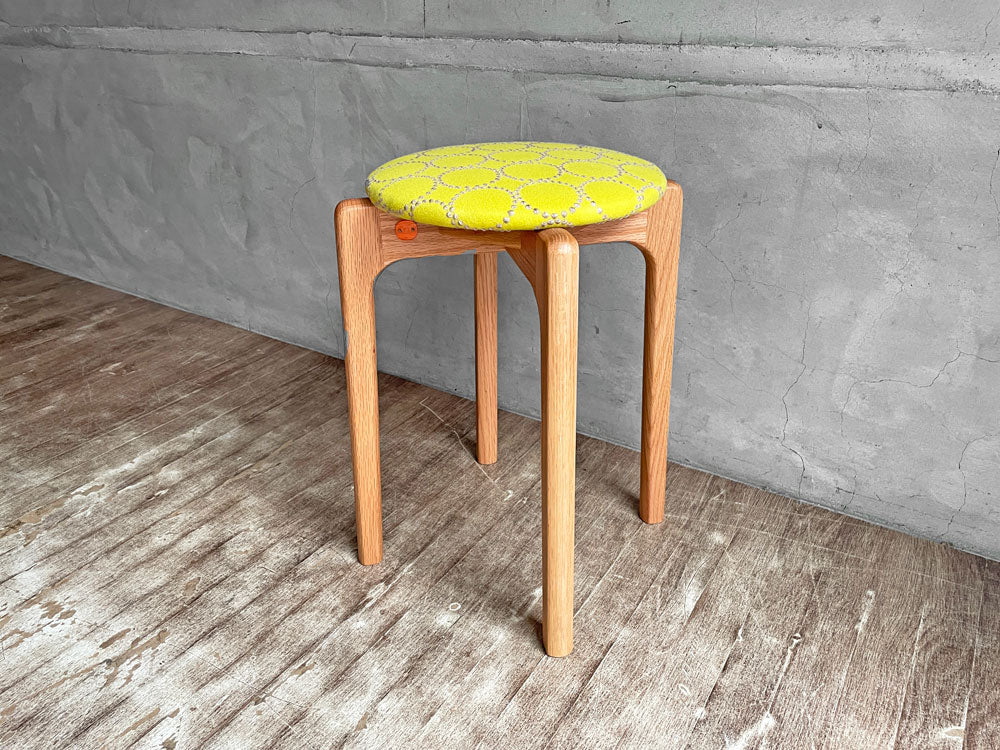 マルニロクマルプラス MARUNI60＋ マルニ木工 スタッキングスツール ミナペルホネン dop タンバリン柄 イエロー×グレー オーク材 中古品 買い取りしました。