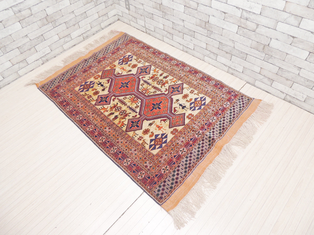 アフガニスタン絨毯 トラディショナルカーペット トライバルラグ 115×174cm シルク ウール ホワイト×ブラウン系 中古品 買い取りしました。