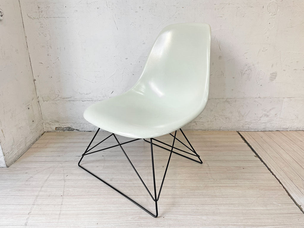 ハーマンミラー Herman Miller サイドシェルチェア 現行FRP製 ホワイト キャッツクレイドル ラウンジベース C&R イームズ ミッドセンチュリー 中古品 買い取りしました。