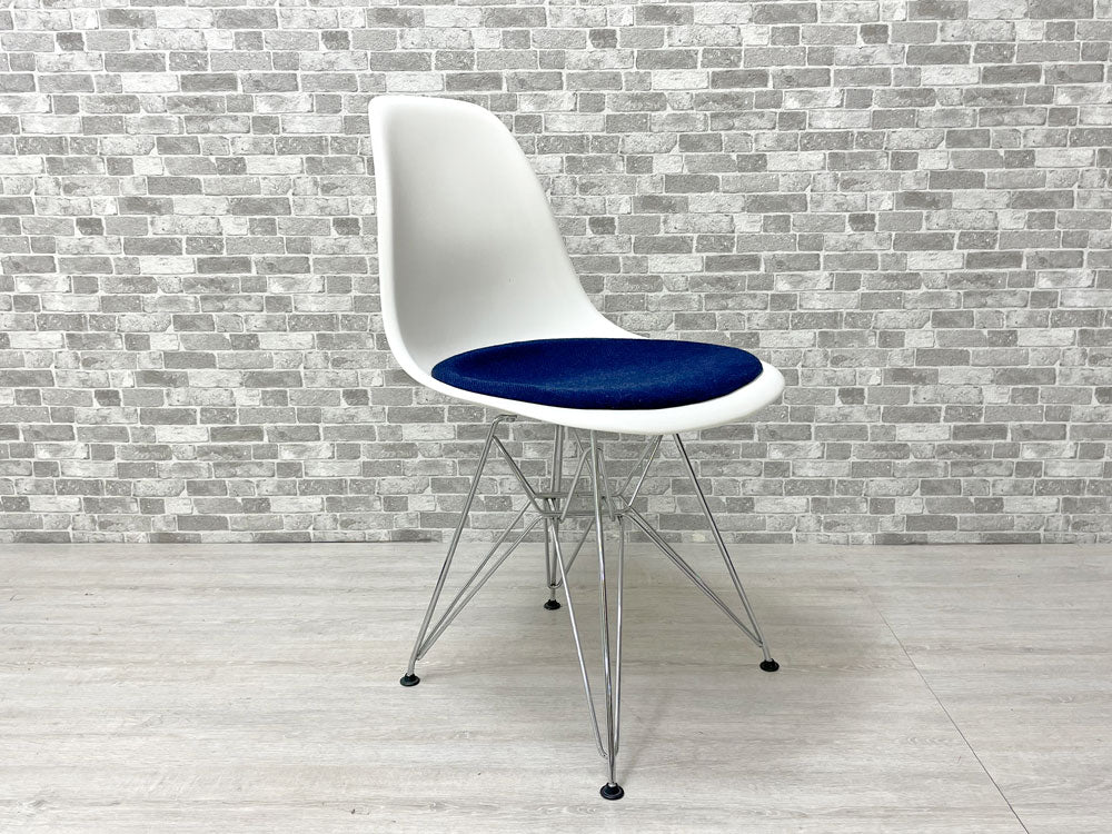 ヴィトラ vitra × ハーマンミラー HermanMiller Wネーム サイドシェルチェア エッフェルベース シートパット付 ポリプロピレン イームズ ミッドセンチュリー 中古品 買い取りしました。