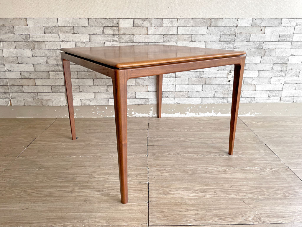 タイム＆スタイル TIME＆STYLE ムーン Moon ダイニングテーブル ウォールナット無垢材 モダンデザイン W90cm 中古品 買い取りしました。