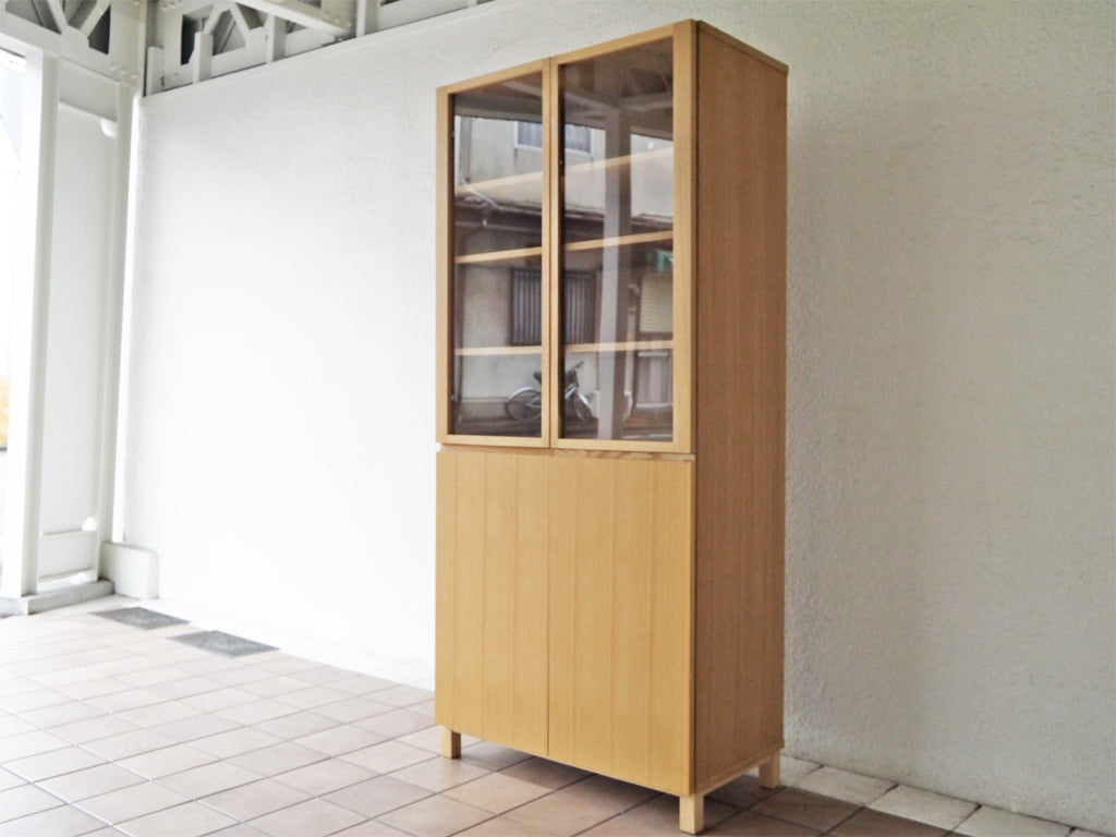 無印良品 MUJI 組み合わせて使える木製収納 タモ材 キャビネット カップボード ガラス扉 木製扉 ナチュラル 奥行40cm  中古品 買い取りしました。
