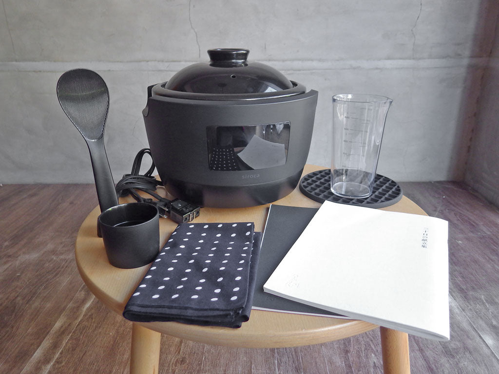長谷園×シロカ siroca 全自動炊飯土鍋 かまどさん電気 3合炊き SR-E111 2018年製 献立集付き 中古品 買い取りしました。